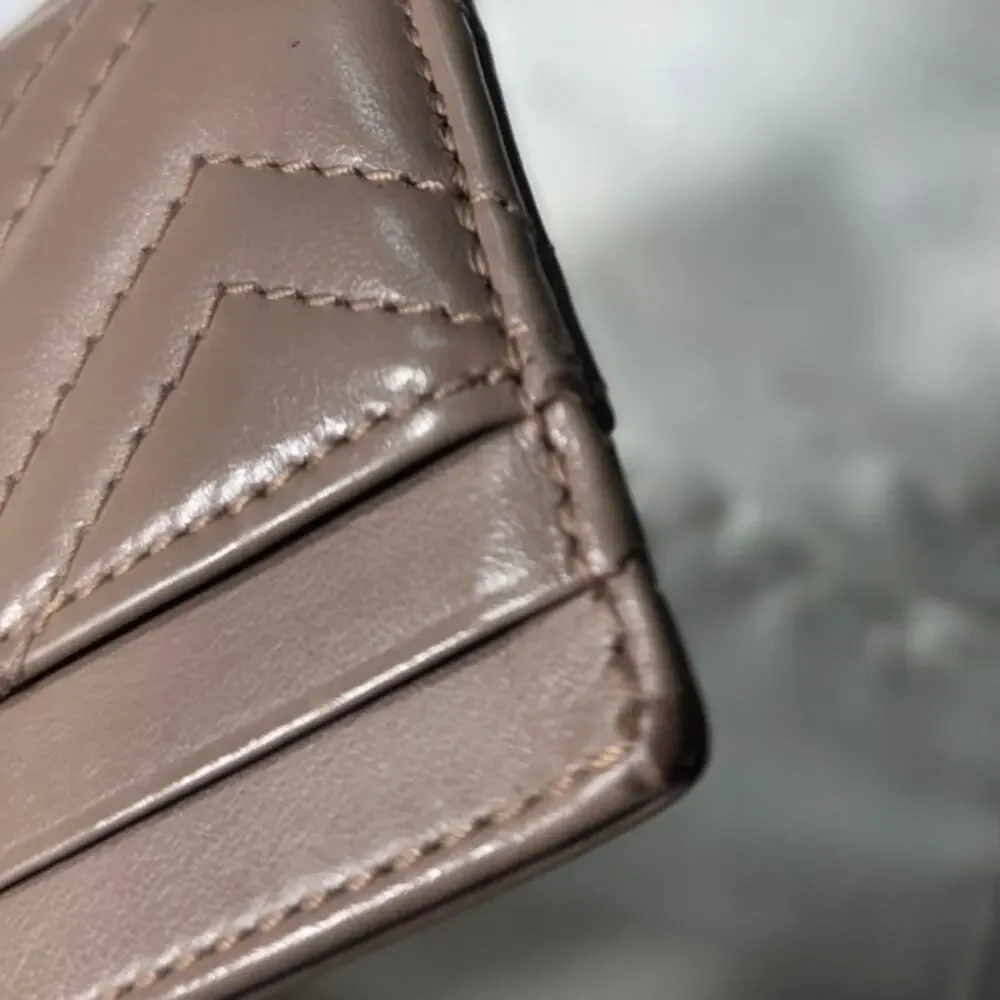 Gucci GG Marmont Taupe Chevron Leather Credit Card Holder Wallet, Dust Bag & Box - Picture 10 of 16